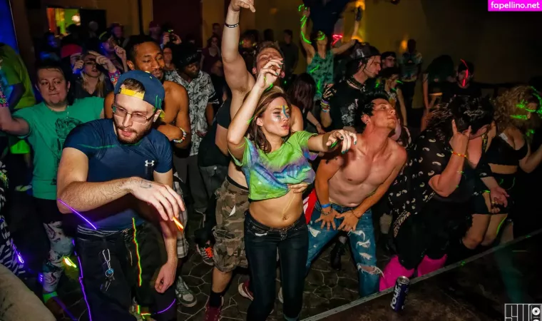 Taela OnlyFans Thumbnail #QXH8mWg2jR