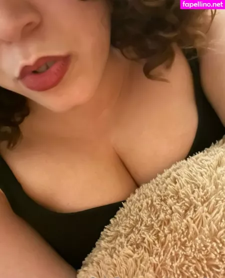 Taerapfree OnlyFans Thumbnail #qL6XVa7xX5