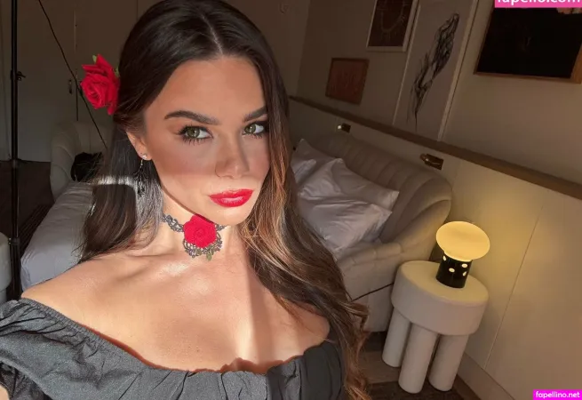 Tahliaparis 2 OnlyFans Thumbnail #FWmTruTEaC