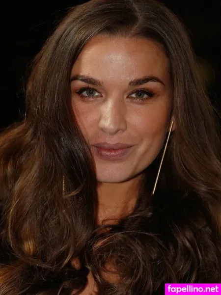 Tahyna Tozzi OnlyFans Thumbnail #OACTre40aY