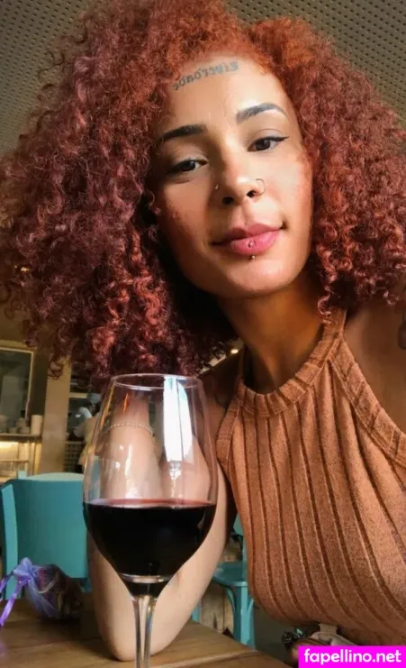 Taina Vieira OnlyFans Thumbnail #Fg418FFY70