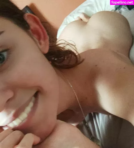 Tais Amanda OnlyFans Thumbnail #WMZSU1FBdC