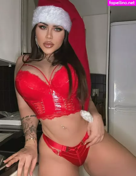 Tais Lambertini OnlyFans Thumbnail #G2ZLfvMIkM