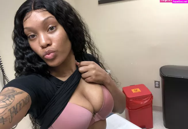 Takaralee OnlyFans Thumbnail #dOKjpnUic8