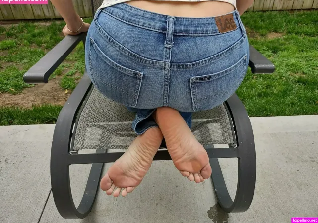 Take My Feet OnlyFans Thumbnail #TVXbVEeWgI