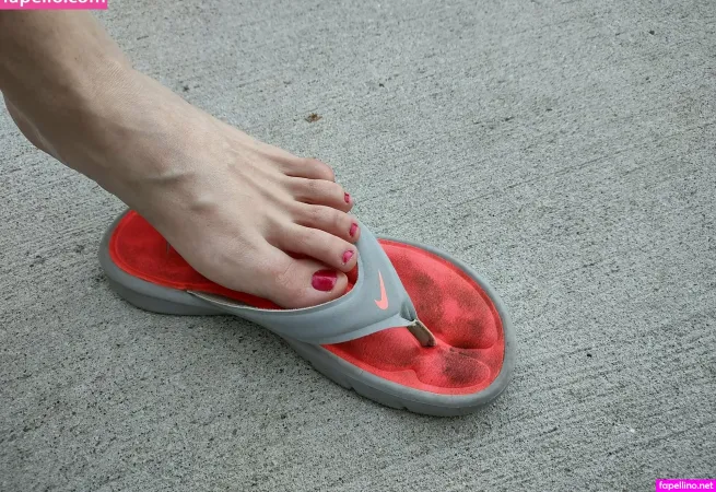 Take My Feet OnlyFans Thumbnail #TwQkfhITyN