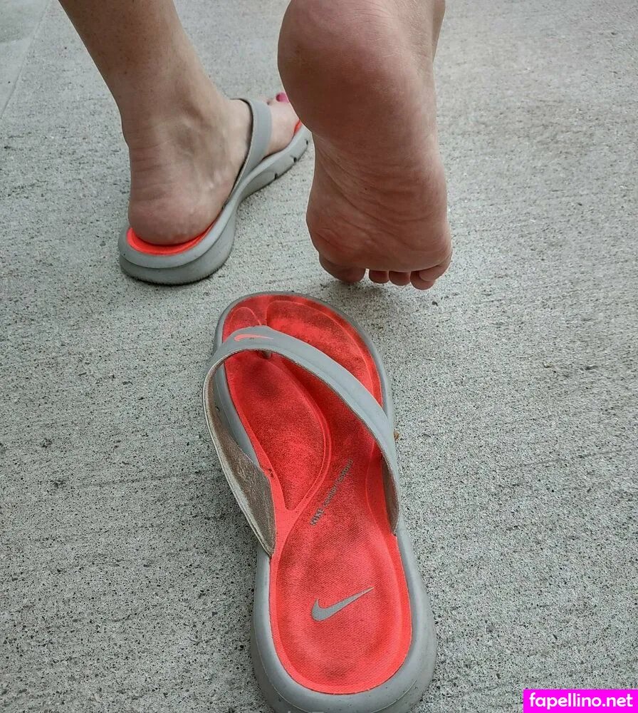 take_my_feet, takemyfeet Nude Leaked OnlyFans Photo #iGpTrQFyXk