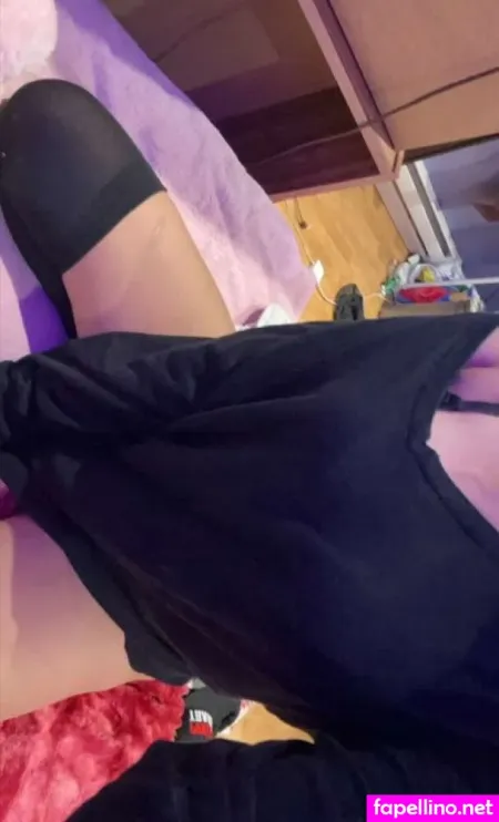 Takku Nsfw OnlyFans Thumbnail #R8jpROddZe