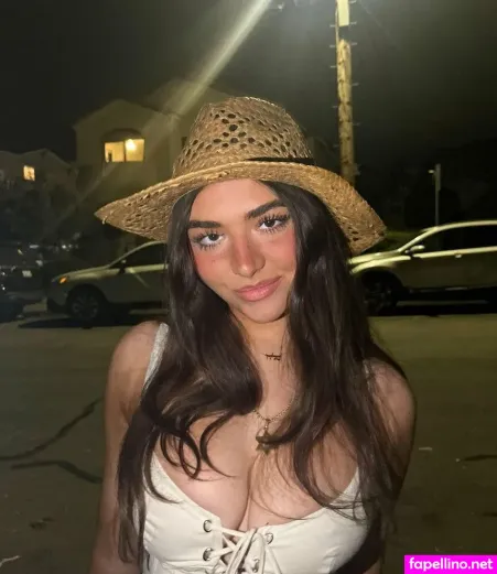 Talia Goldberg OnlyFans Thumbnail #HpZFP2mpLt