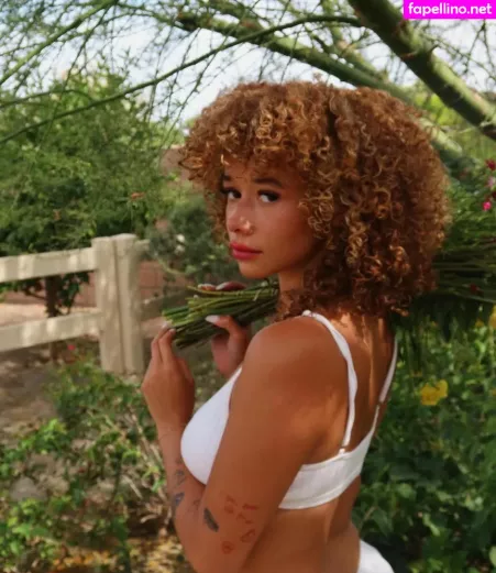 Talia Jackson OnlyFans Thumbnail #kgWgnD41iD