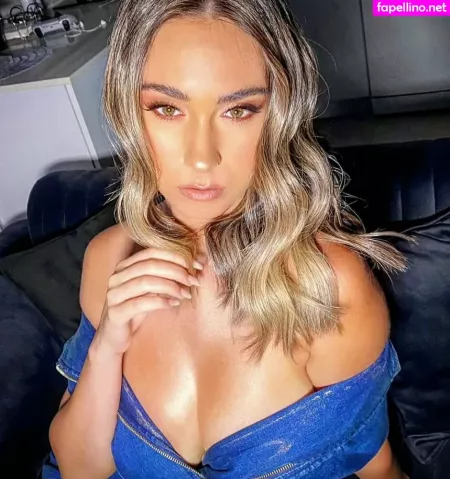 Talia Ron OnlyFans Thumbnail #skuknLvVCE