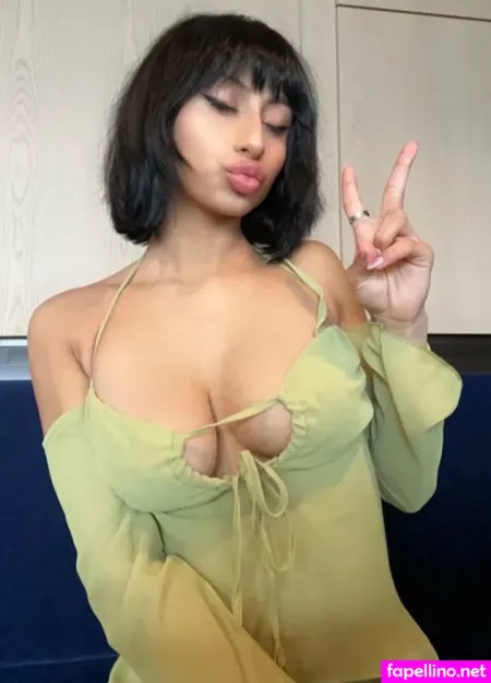 Taliataylor OnlyFans Thumbnail #t8CuGPlpW9