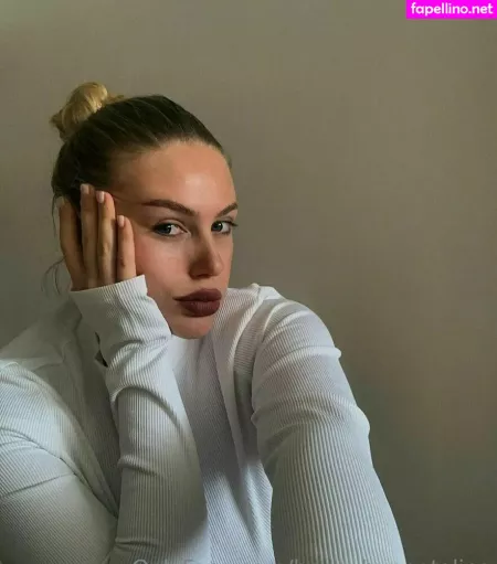 Talisnova OnlyFans Thumbnail #p6dvMqqMbi