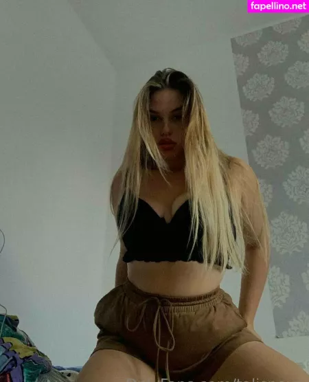 Talisnova OnlyFans Thumbnail #s5W8DpCQWw