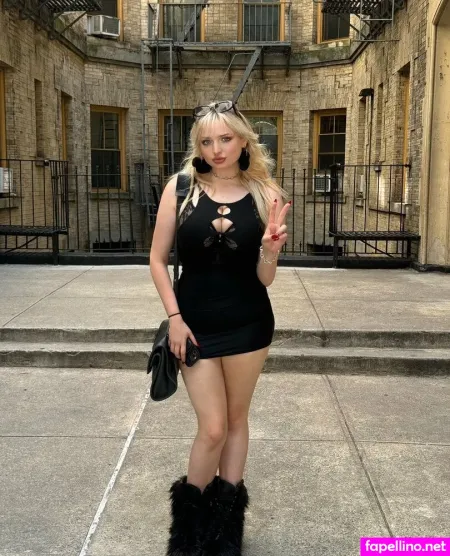 Talkfastellie OnlyFans Thumbnail #eLshLhj62j