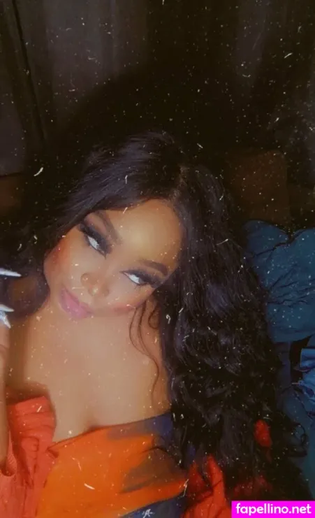 Talktoxohoneygold OnlyFans Thumbnail #KP3Z6NpUjJ