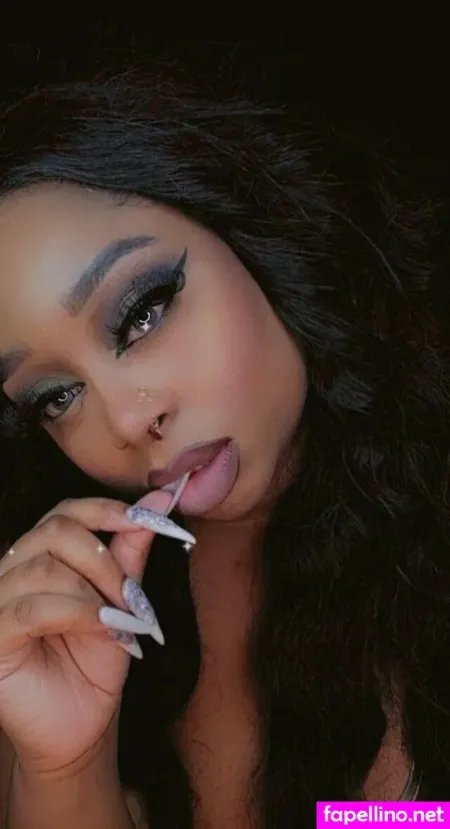 Talktoxohoneygold OnlyFans Thumbnail #Z4EhPvSLsH