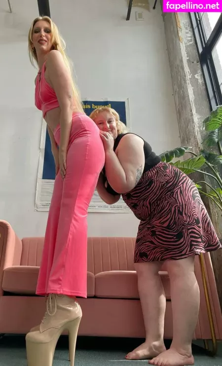 Tall Doll OnlyFans Thumbnail #H5bepkQwFW