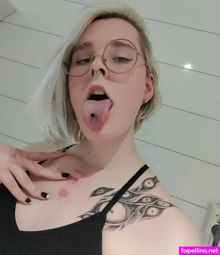 Tall Goth OnlyFans Thumbnail #z1JQQByLrm
