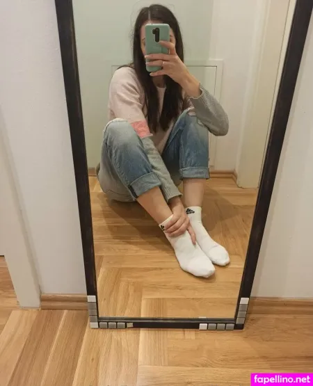 Tallgirlwithfeets OnlyFans Thumbnail #gg2fuQQeWy