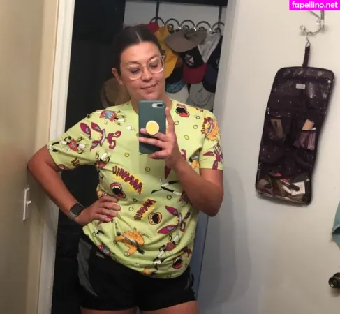 Tallnerdywoman OnlyFans Thumbnail #pu5p2T7NAJ