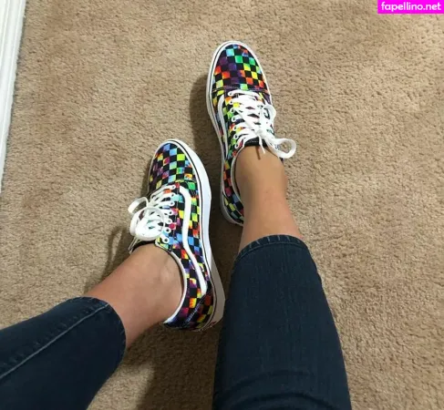 Tallnerdywoman OnlyFans Thumbnail #yEWv5nWK7N