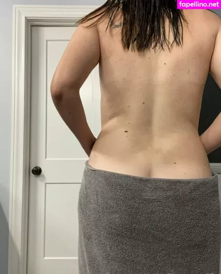 Tallsexywife OnlyFans Thumbnail #kJ0JCtOAT4
