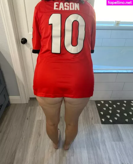 Tallsexywife OnlyFans Thumbnail #plWicMVTnn