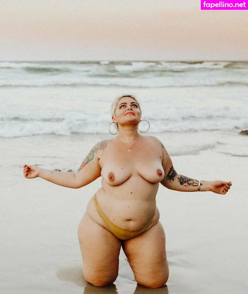 Tallulah Moon, tallulah_moon, tallulahmoon Nude Leaked OnlyFans Photo #ucScWAAqVS