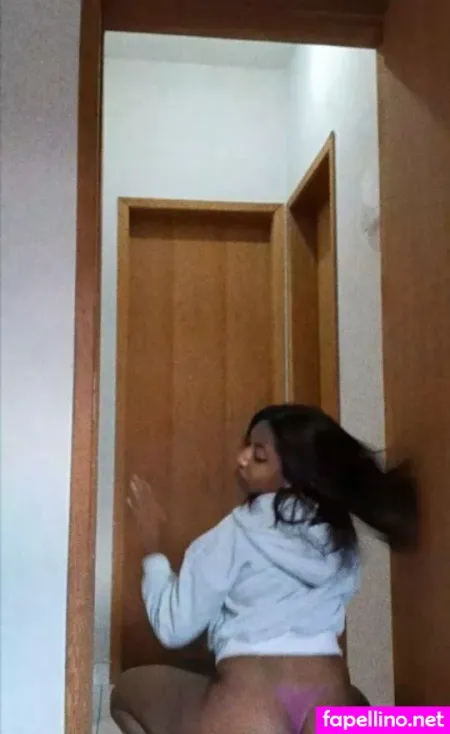 Talyta Sonsa Main Profile Photo