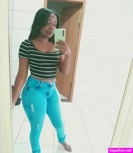 Talyta Sonsa OnlyFans Thumbnail #ba6Q60zwAT