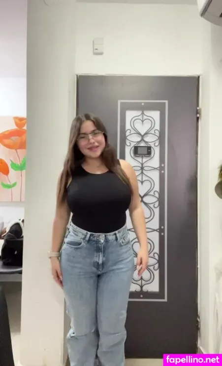 Tamar Abuchzira OnlyFans Thumbnail #0EEvm1zMQm