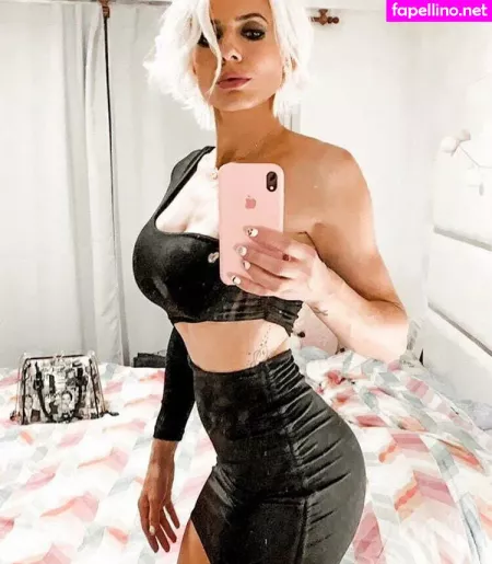 Tamara Bella OnlyFans Thumbnail #KgubSFdJHV