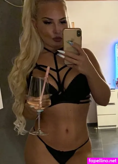 Tamaravonostrowski OnlyFans Thumbnail #zH18mAg5cc