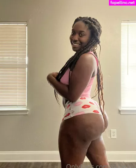 Tamekia OnlyFans Thumbnail #BluKnvQWin