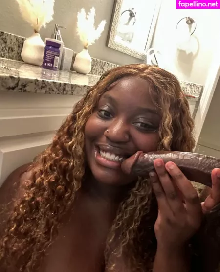 Tamekia OnlyFans Thumbnail #ctVn5aZWdw