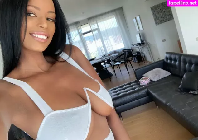 Tami Takala OnlyFans Thumbnail #02UC5DVNF5