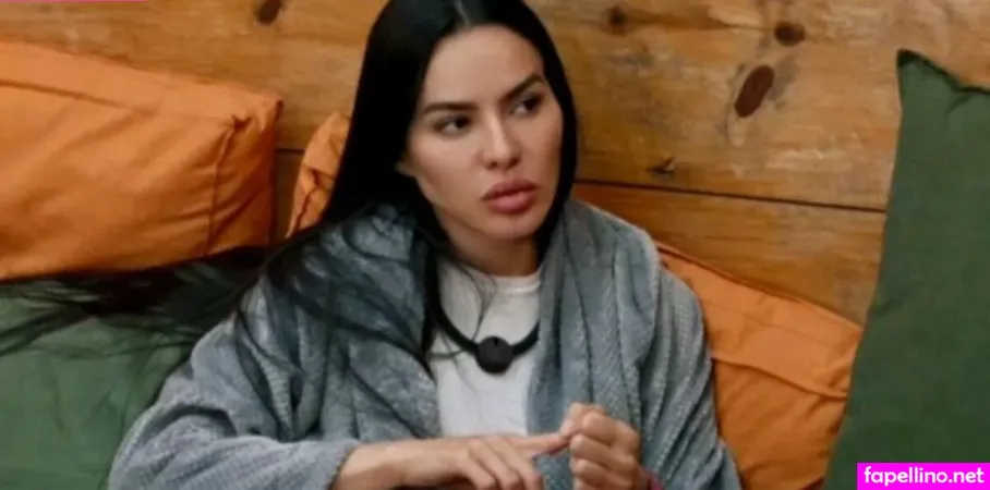 Tamires Assis OnlyFans Thumbnail #tcUJyGs0JD