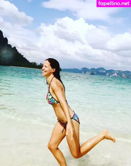 Tammin Sursok OnlyFans Thumbnail #0UiD9H2qts