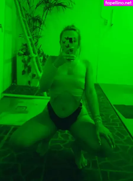 Tammy Buns OnlyFans Thumbnail #0kDHmStFD5