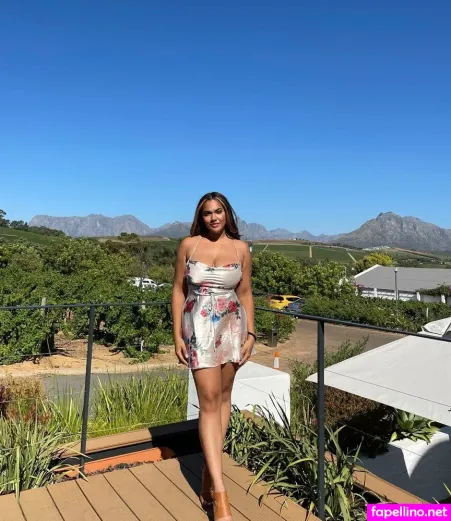 Tammy Lee Simpson OnlyFans Thumbnail #U3aWJAaBo6
