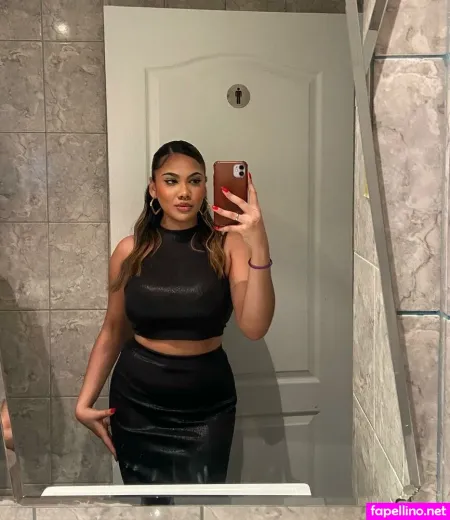 Tammy Lee Simpson OnlyFans Thumbnail #wrKtrA4qnd