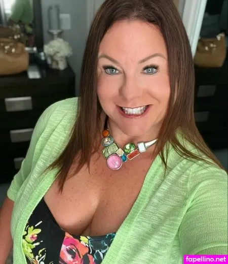 Tammy Reynolds OnlyFans Thumbnail #kOxcSf42rL