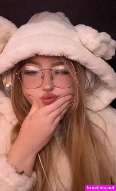 Tamothie Tamsin OnlyFans Thumbnail #kQMDds88Zw