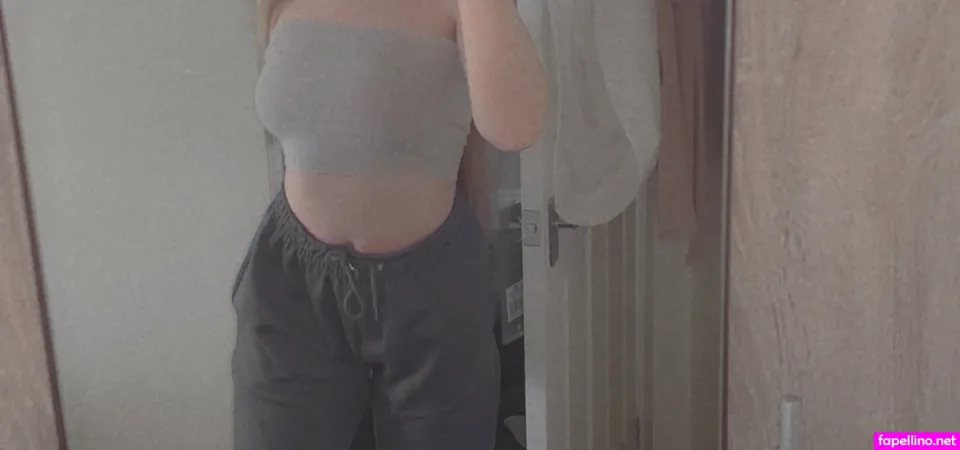 Tamothie Tamsin OnlyFans Thumbnail #otW9WPKyNS