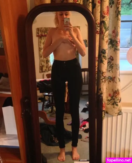 Tamsin Egerton OnlyFans Thumbnail #cMhlPw2obn