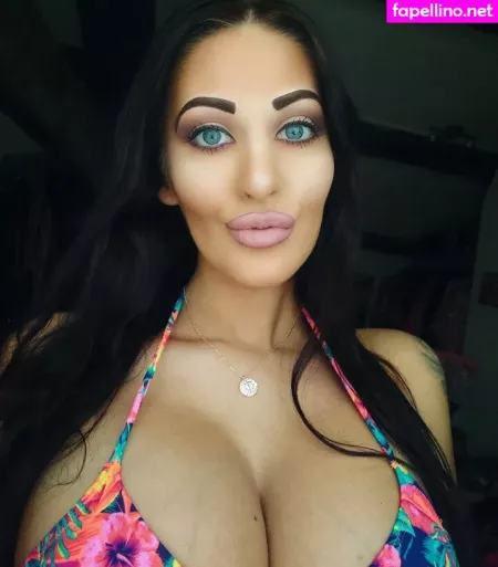 Tamsin Louise Hall OnlyFans Thumbnail #0w0gljX9xw