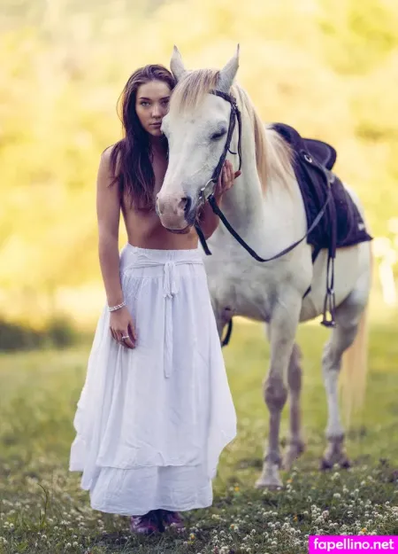 Tamsyn Hilton OnlyFans Thumbnail #qvQup8DOyK