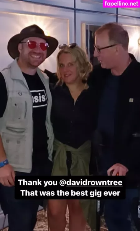 Tan Smith OnlyFans Thumbnail #DzWdPIAZ5l