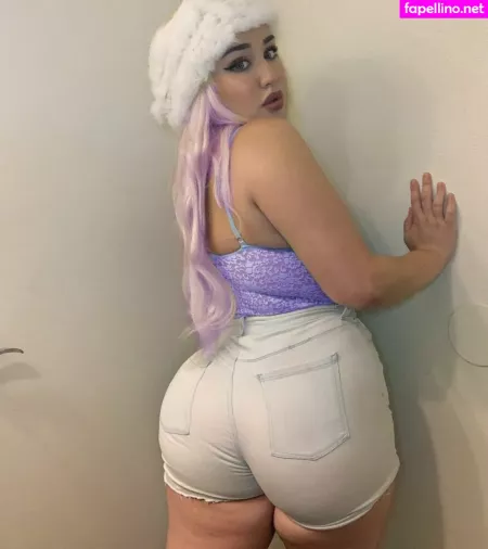 Tana Habibi OnlyFans Thumbnail #32Fh2cNE7k